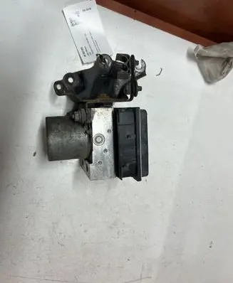 Toyota Auris 150 ABS Pump 0265950512 08578110