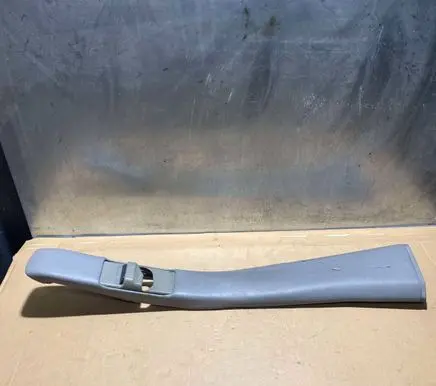 Mercedes-Benz E W124 (B) pillar trim (top) 1246923589