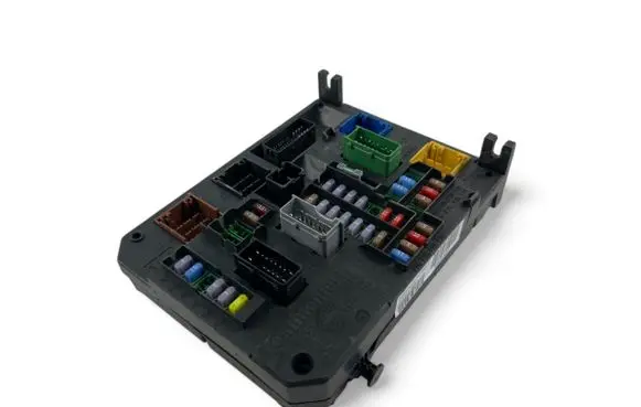 Citroen C4 I Fuse module 9665547480 S180121003H