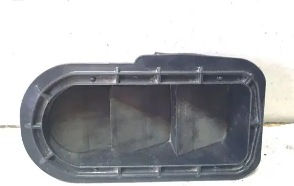 Toyota Auris E180 Fender grill 6293002050
