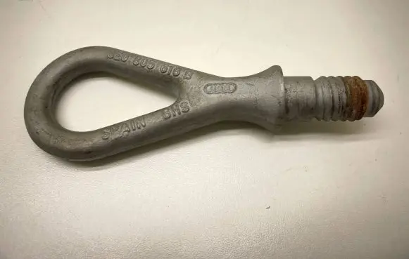Towing hook eye