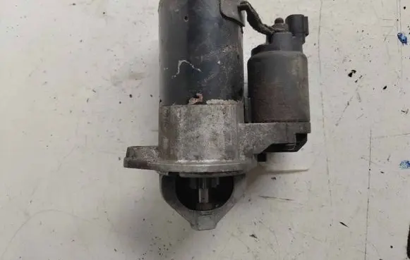 Hyundai Getz Starter motor DSL36100
