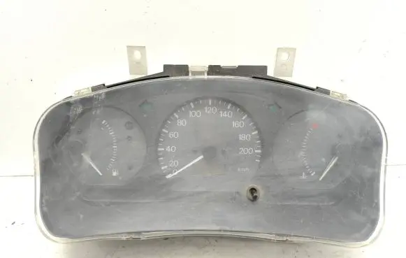 Mitsubishi Colt Speedometer (instrument cluster) MR233049