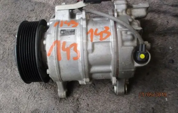 Seat Toledo I (1L) Air conditioning (A/C) compressor (pump) 820803