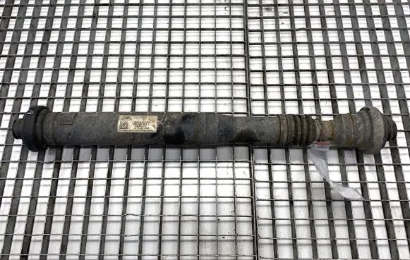 Volkswagen Touareg II Front prop shaft 7P0521101L