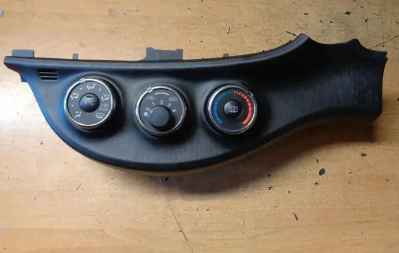 Toyota Yaris Climate control unit 554060D510