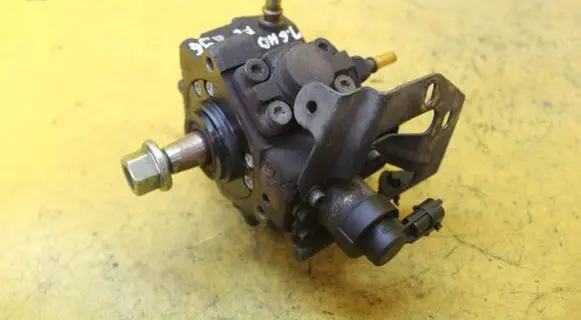 Peugeot Partner Fuel injection high pressure pump