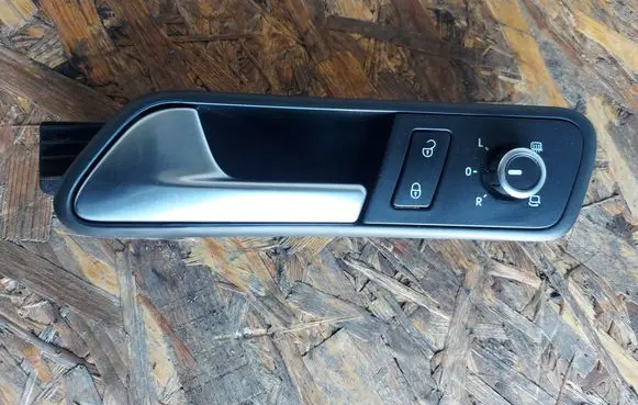 Volkswagen Caddy Front door interior handle 1T1837113D