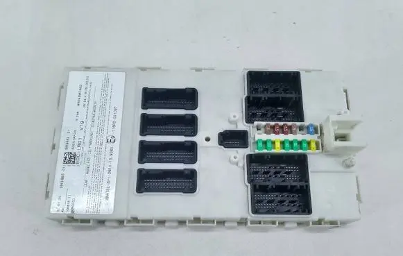 BMW 2 F46 Other control units/modules 9869885BDC-LR01