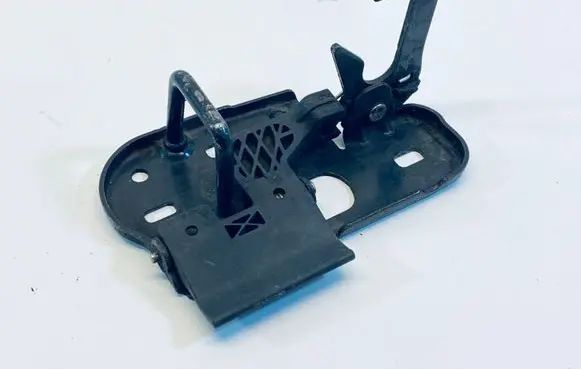 Volkswagen Caddy Engine bonnet/hood lock/latch loop/hook 1T0823480A