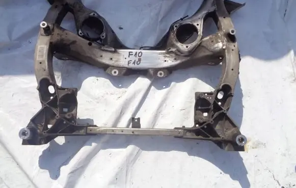 BMW 5 F10 F11 Front subframe 6759457