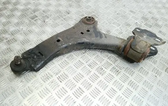 Volvo XC60 Front lower control arm/wishbone 