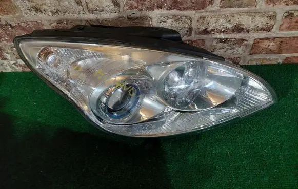 Hyundai i30 Headlight/headlamp
