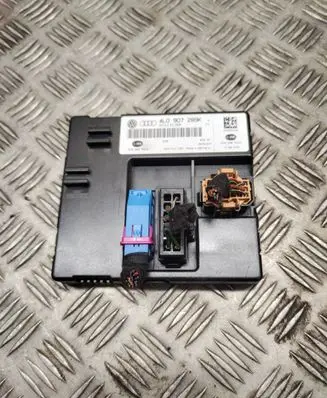 Audi Q7 4L LED ballast control module 4L0907289K 4L0910289K