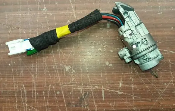 Peugeot 607 Ignition lock