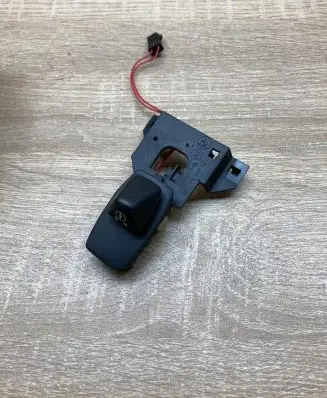 BMW 5 E60 E61 Steering wheel adjustment switch 6947786 676786