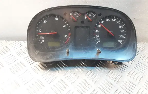 Volkswagen Golf IV Speedometer (instrument cluster) 0263604004