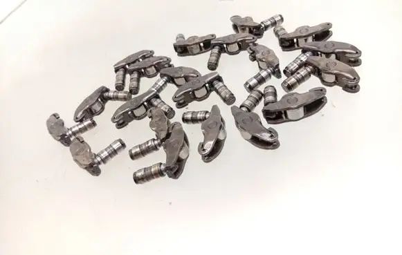 Volvo V70 Valve rocker arm