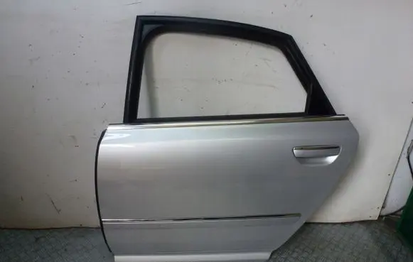 Audi A8 S8 D3 4E Rear door