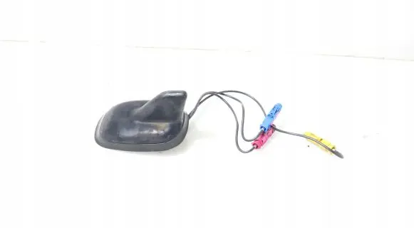 Volkswagen Touran II Radio antenna 