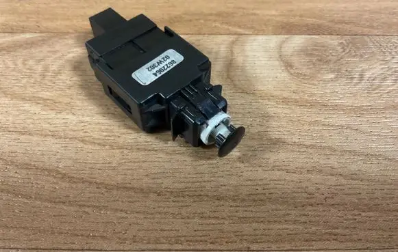 Volvo V70 Brake pedal sensor switch 8622064 02W302