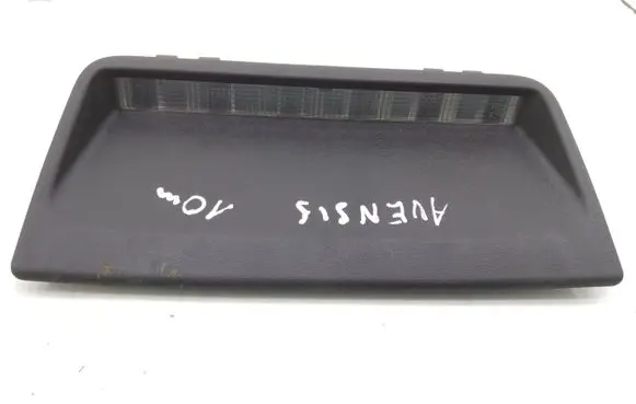 Toyota Avensis T270 Third/center stoplight 8157005100