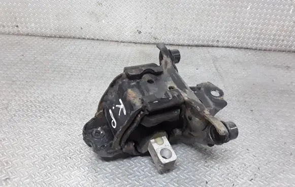 Seat Ibiza IV (6J,6P) Engine mount bracket