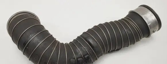 Mercedes-Benz C W203 Intercooler hose/pipe A2035282682