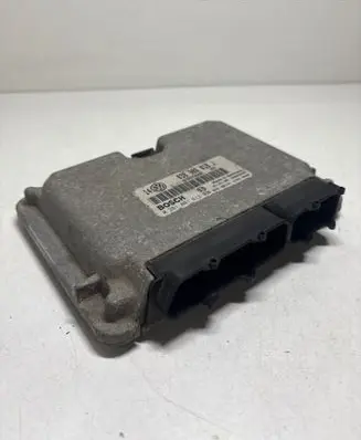 Volkswagen Golf IV Engine control unit/module 038906018J 0281001613 28SA3440