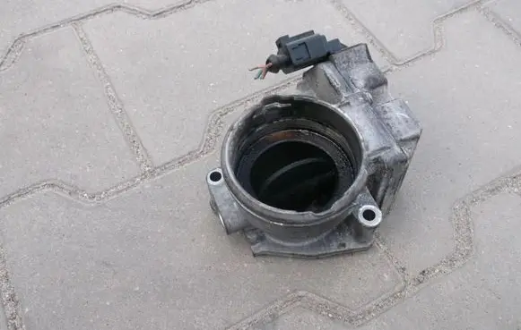 Skoda Octavia Mk2 (1Z) Throttle valve 03G128063
