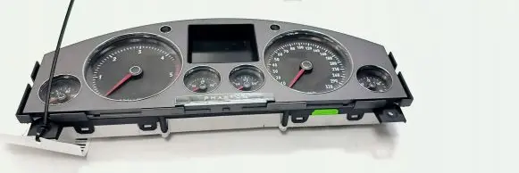 Volkswagen Phaeton Speedometer (instrument cluster) 3D0920881H