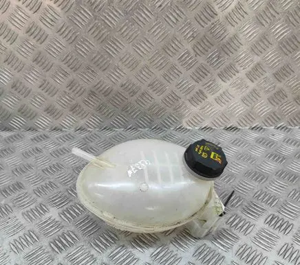 Ford Puma Coolant expansion tank/reservoir GN118A080AA