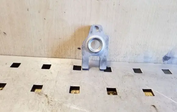 Nissan X-Trail T32 Fuel Injector clamp holder