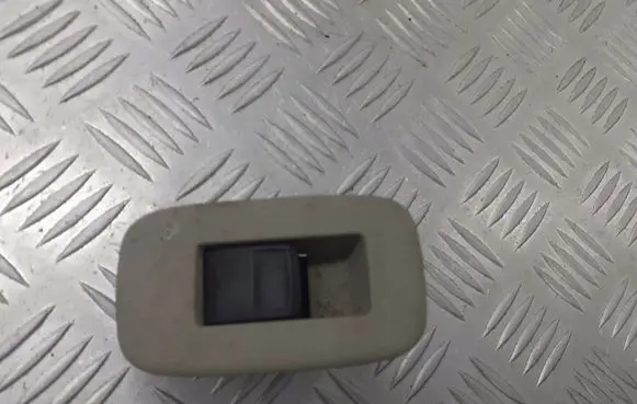 Toyota Auris 150 Electric window control switch