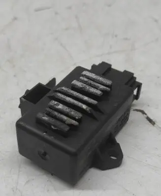 Skoda Octavia Mk2 (1Z) Seat heating relay 1Z0959772C