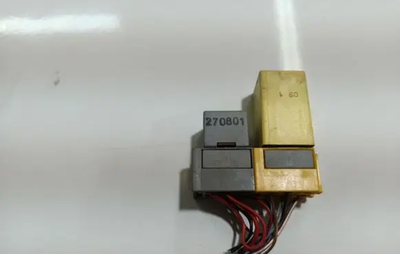 Opel Omega B2 Other relay 90060264