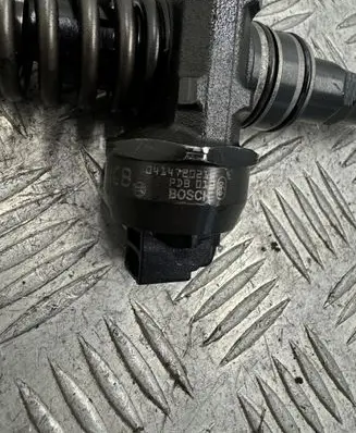 Audi A4 S4 B6 8E 8H Fuel injector 0414720214