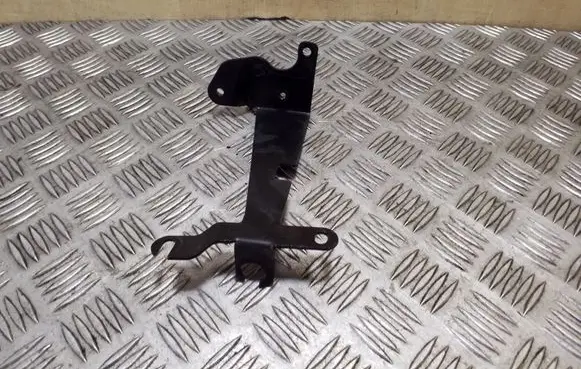 Chevrolet Captiva Other engine bay part 22737408B 22737408