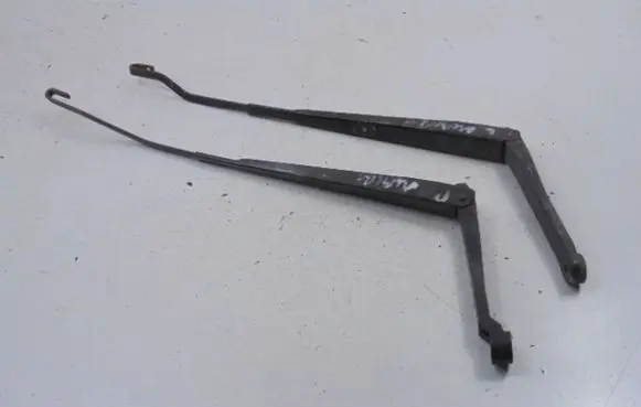 Chevrolet Nubira Front wiper blade arm 