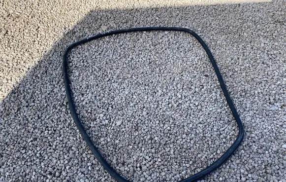 Volkswagen Touran I Front door rubber seal 