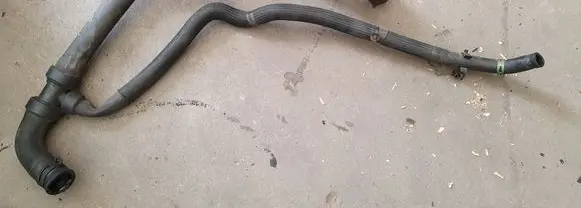 Renault Megane III Engine coolant pipe/hose