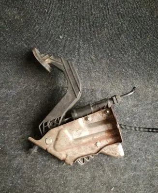 Clutch pedal