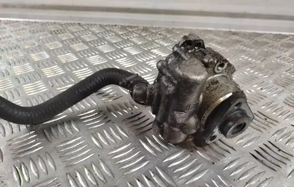 Power steering pump