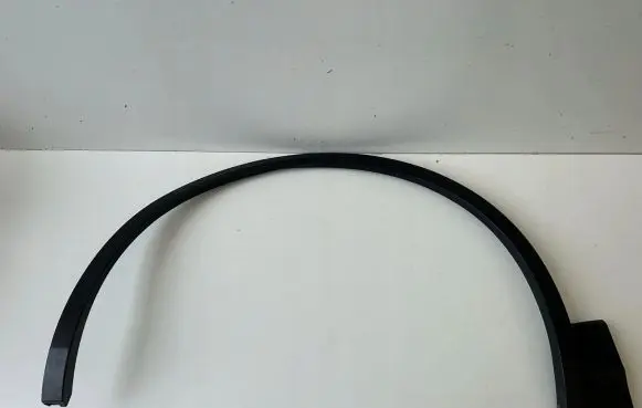 Volkswagen Touareg III Front arch trim 760853717