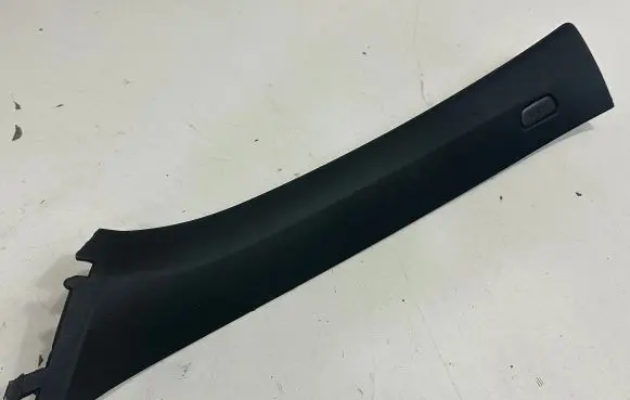 BMW 1 F40 (A) pillar trim 7462469 7444549