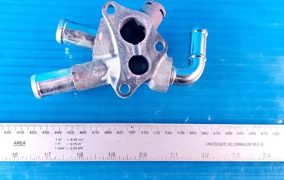 Toyota Sienna XL40 IV Thermostat 