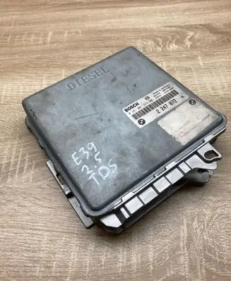 BMW 5 E39 Engine control unit/module ECU 2247072 0281001373