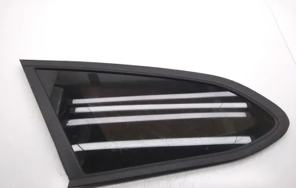 Volvo V60 Rear side window
