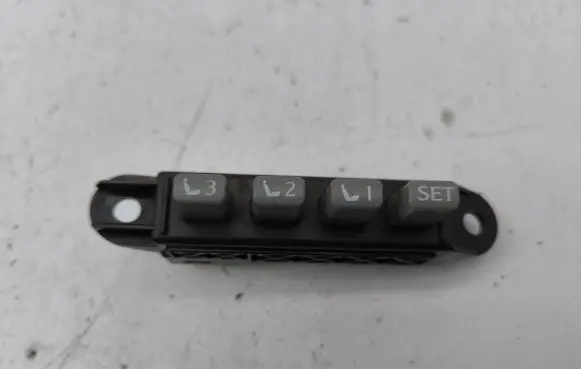 Lexus IS 220D-250-350 Seat memory switch 15A989