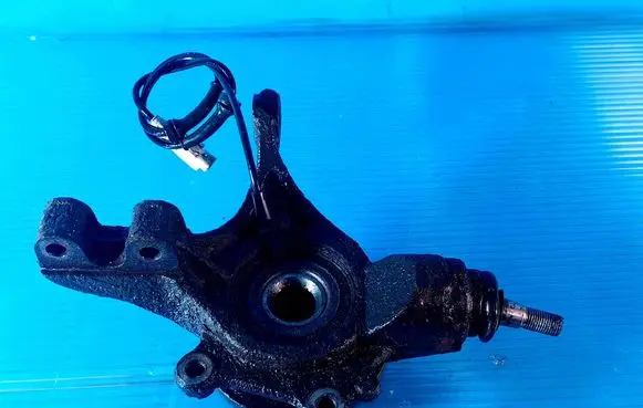 Peugeot 307 Front wheel hub spindle knuckle